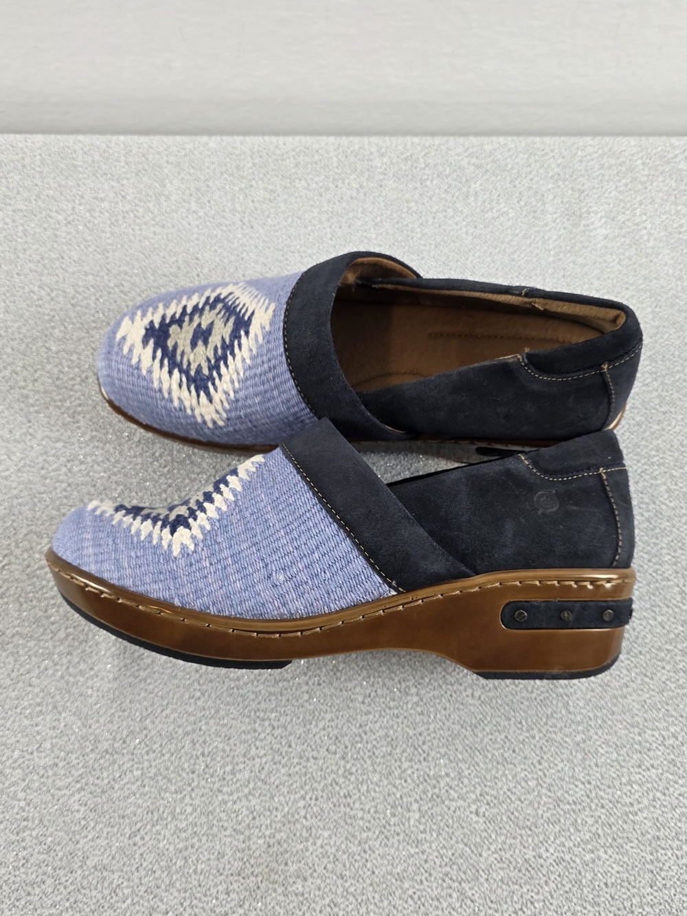 Born Bailie Southwestern Blanket Motif Clogs Blue Women's 10
